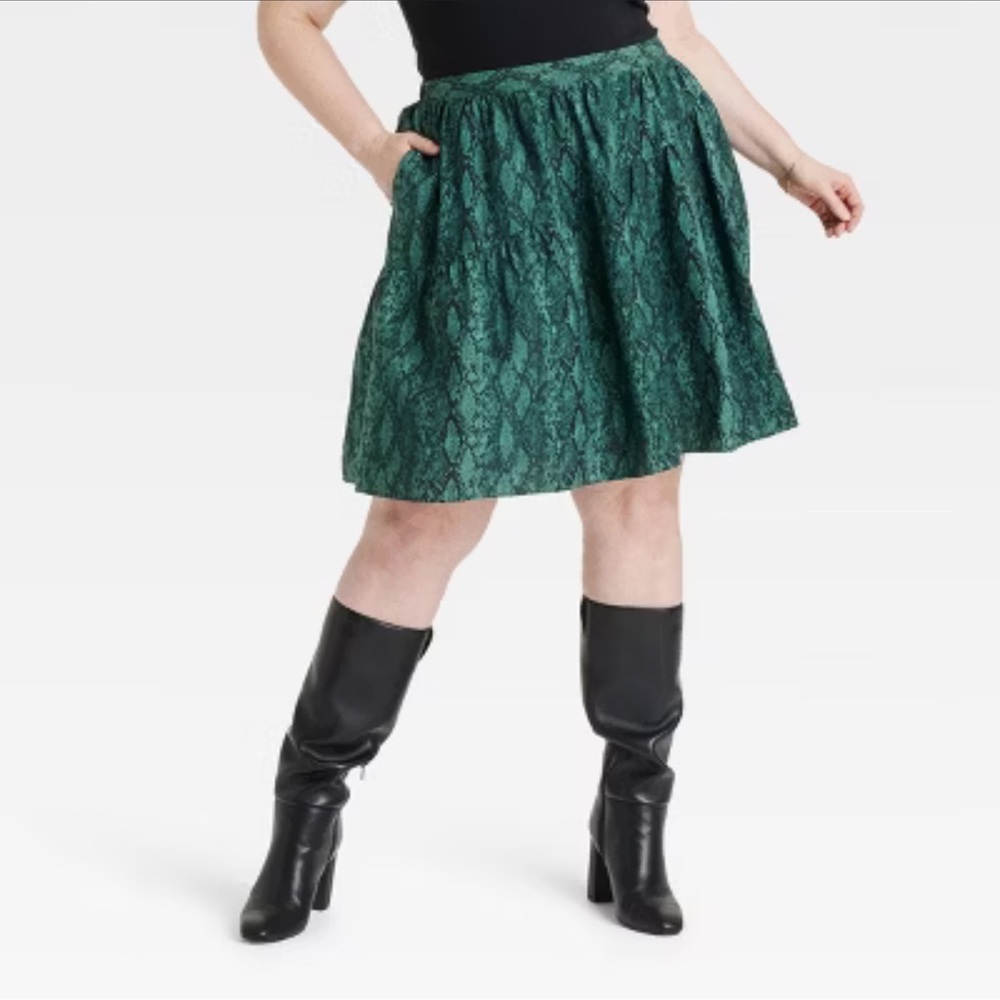 Ava & Viv Green Snake Skirt